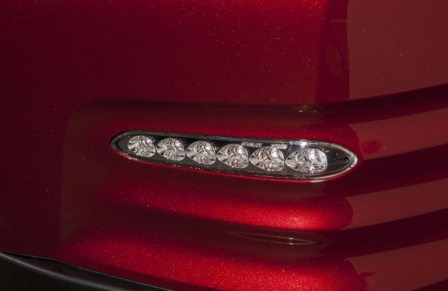  Nissan GT-R 2015 года  (фото 4 из 56)